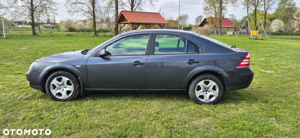 Ford Mondeo 2.0 TDCI Ambiente - 5