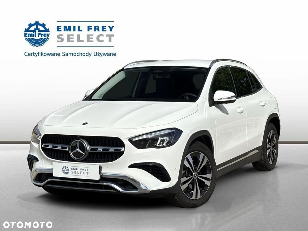 Mercedes-Benz GLA - 2