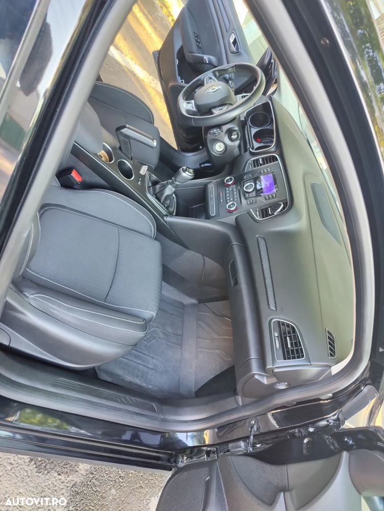 Renault Megane Energy dCi Zen - 4