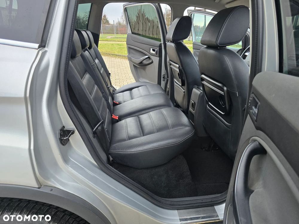 Ford Kuga 2.0 TDCi 2x4 Titanium - 15