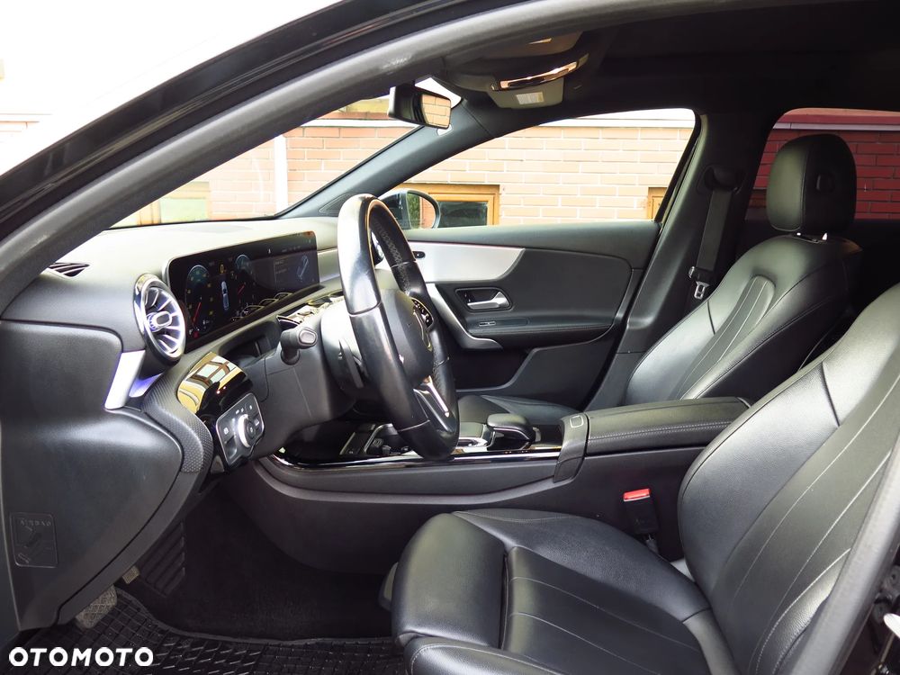 Mercedes-Benz Klasa A 250 4-Matic 7G-DCT - 11