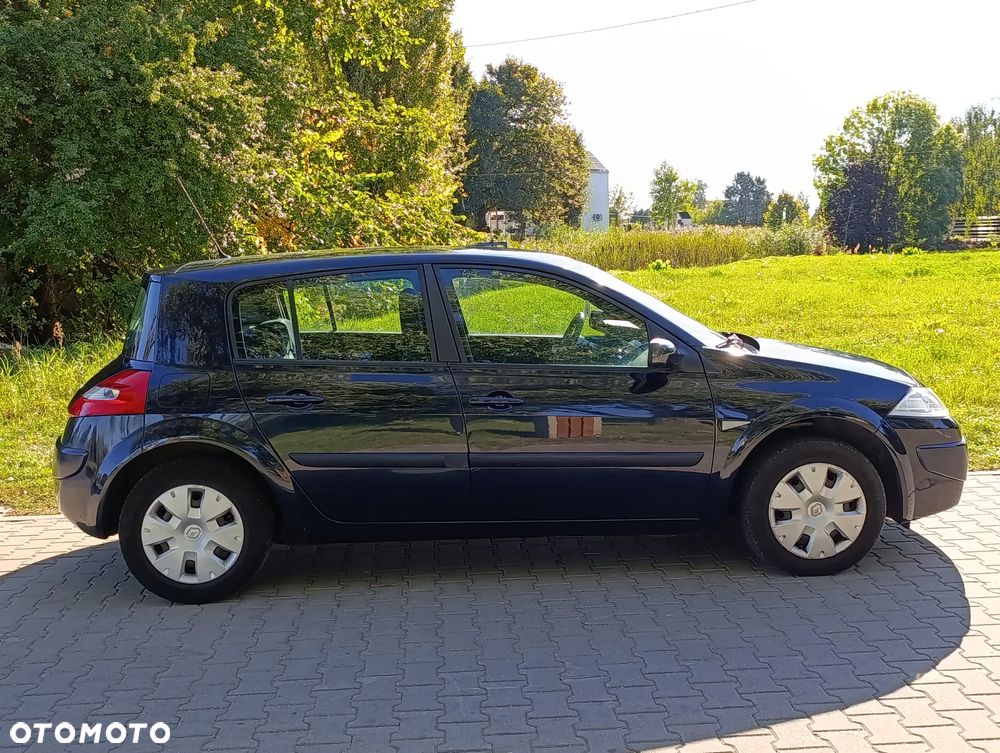 Renault Megane 1.6 Avantage - 5