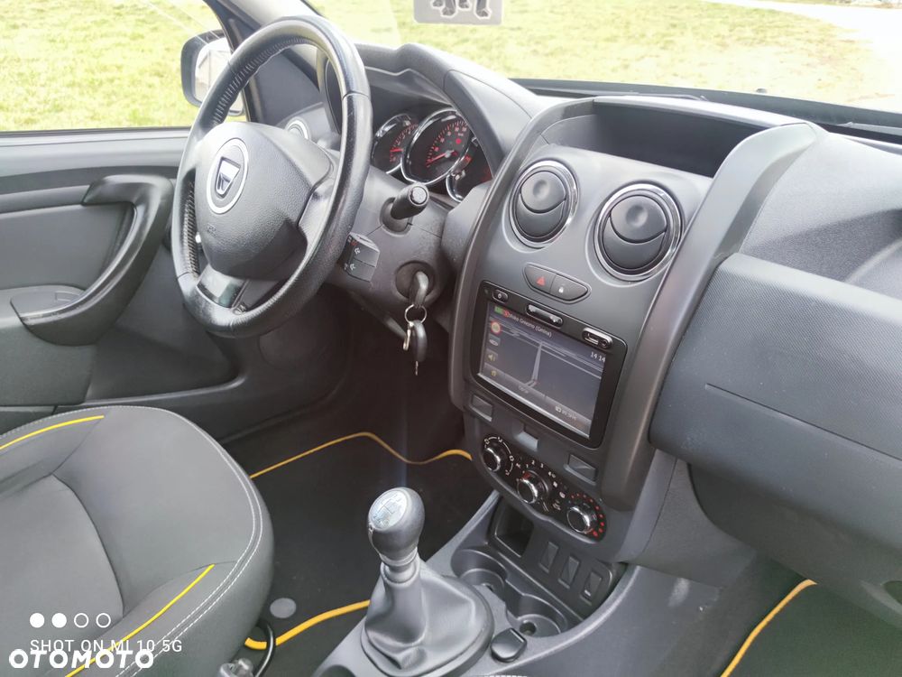 Dacia Duster 1.2 TCe Celebration - 11