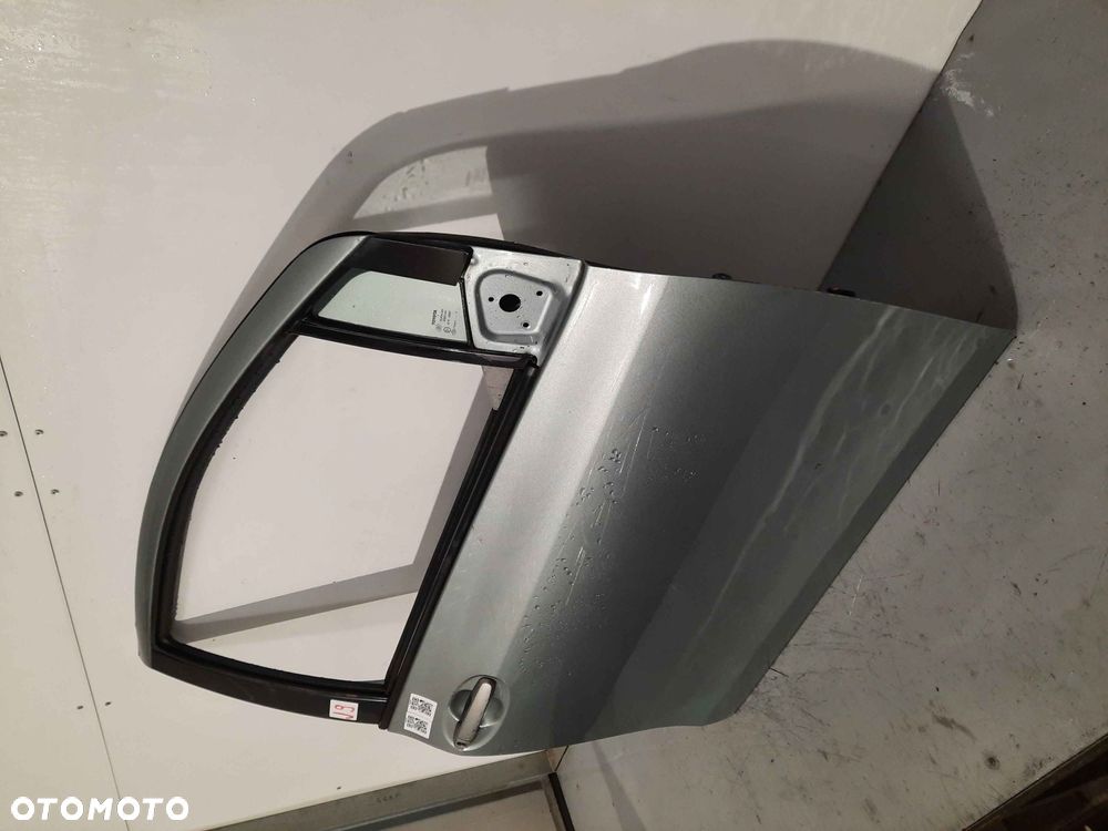 ^ DRZWI PRZÓD PRZEDNIE PRAWE TOYOTA YARIS 2 1F8 SZARE - 3