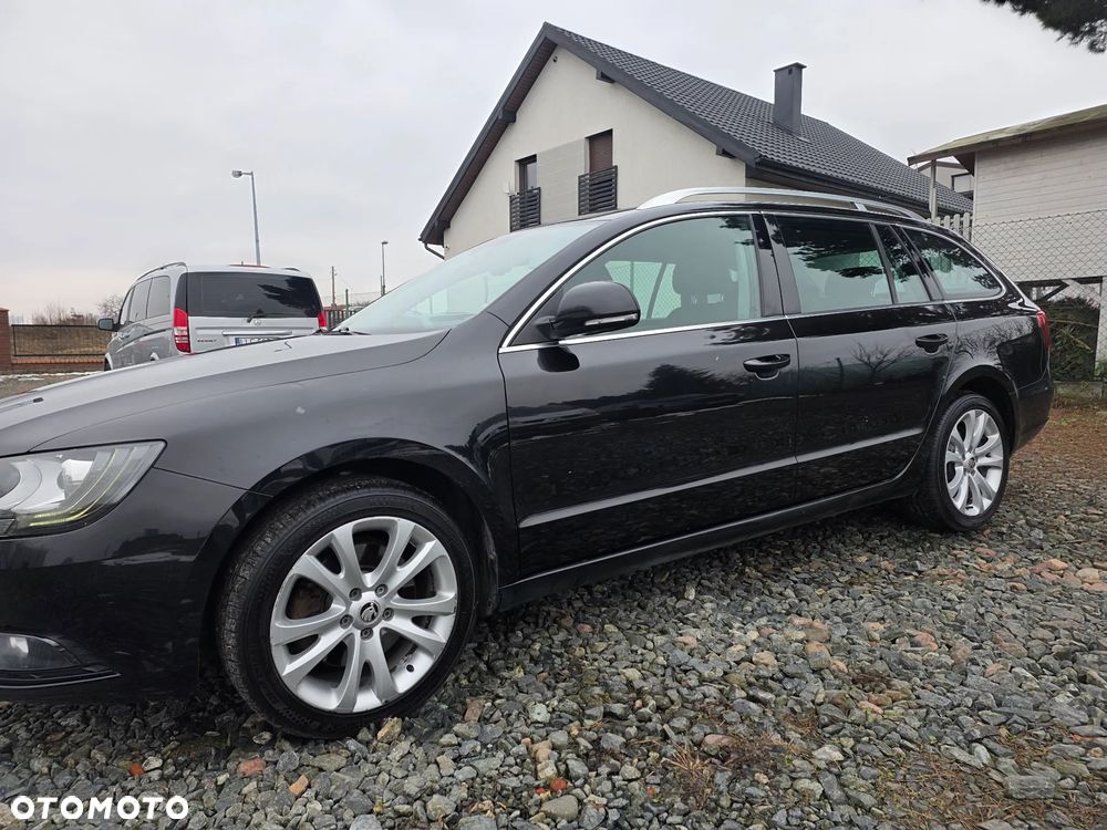 Skoda Superb 2.0 TDI Ambition Outdoor DSG - 25
