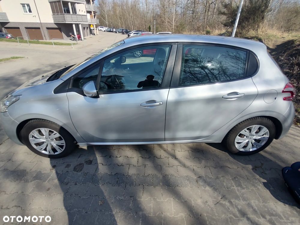 Peugeot 208 1.2 PureTech Active - 6