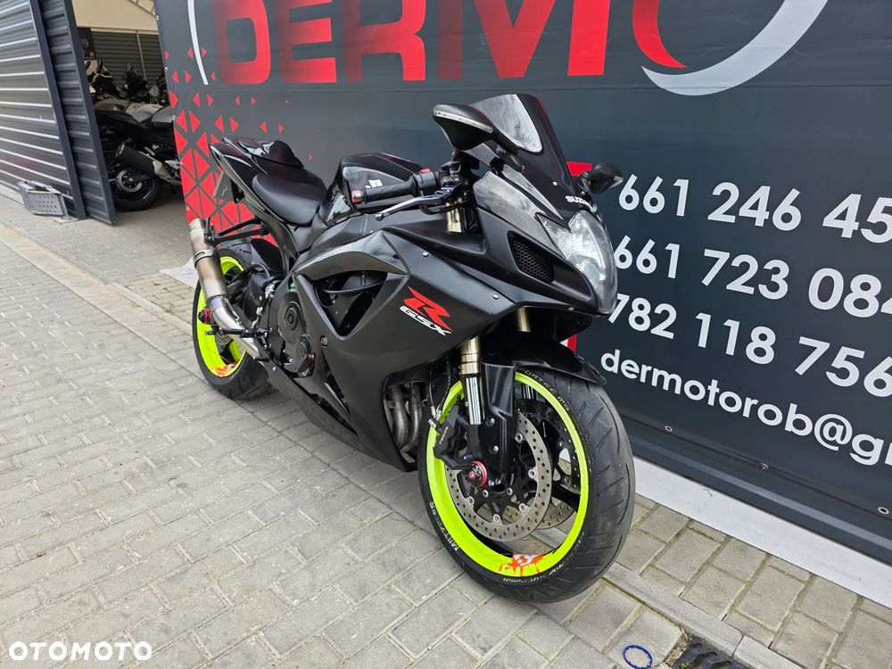 Suzuki GSX-R - 1