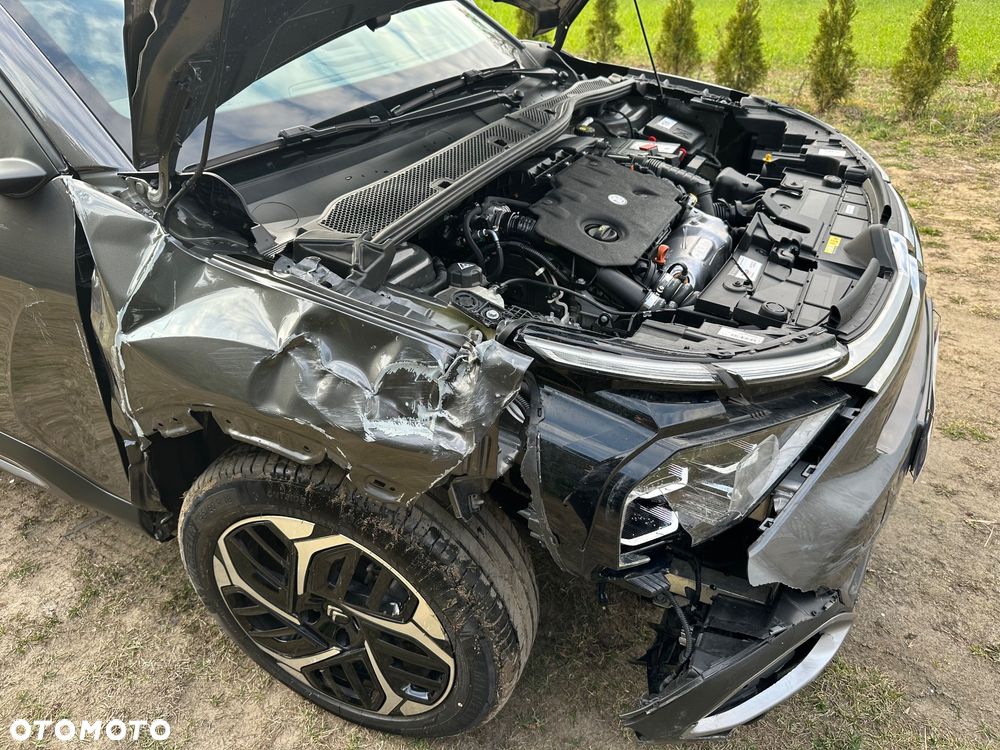 Citroën C4 BlueHDi 130 Stop&Start EAT8 SHINE - 28