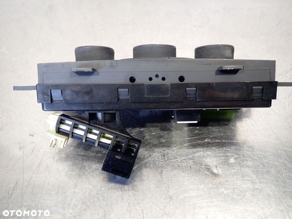 PANEL STEROWANIA NAWIEWU KLIMATYZACJI CHEVROLET CAPTIVA 96820193 - 2