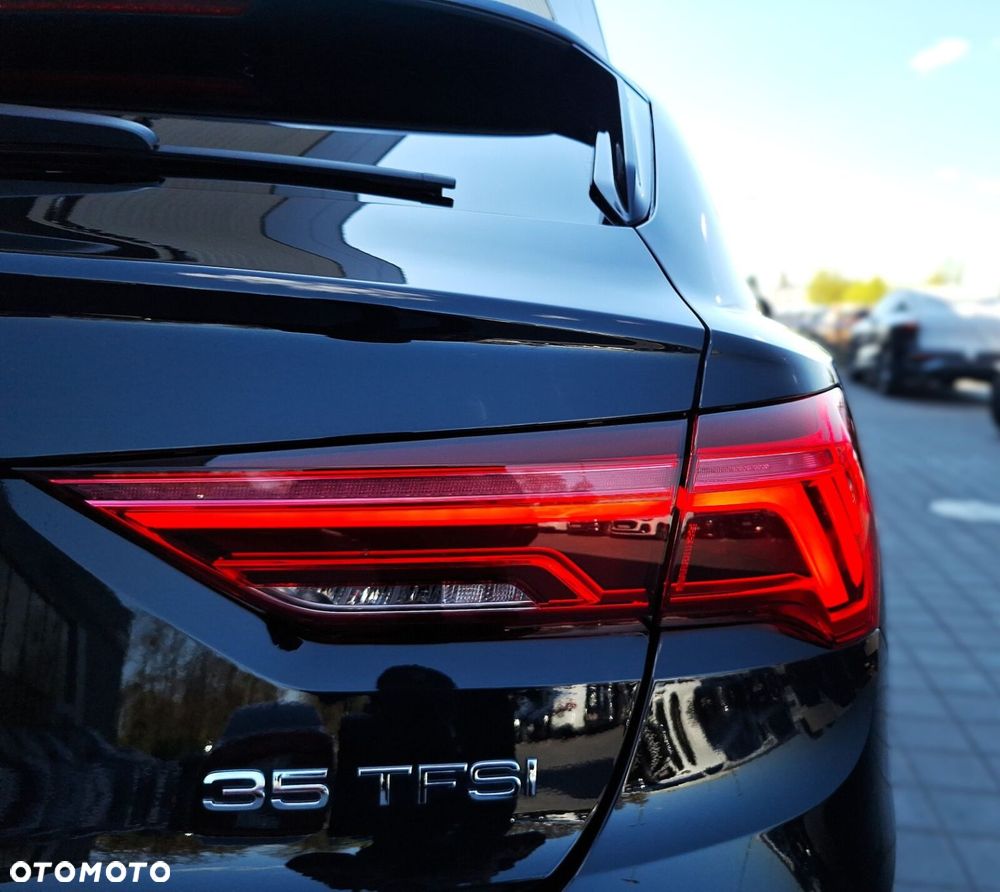 Audi Q3 Sportback - 26