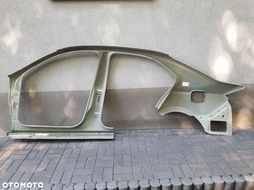 skoda rapid liftback słupek rama bok próg błotnik tył 5jh809606 - 2