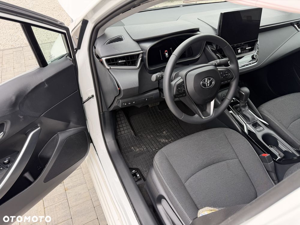 Toyota Corolla 1.8 Hybrid Comfort - 23