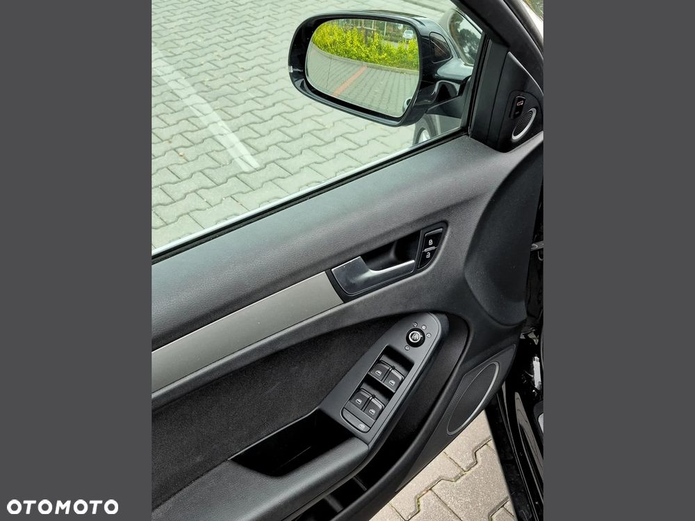 Audi A4 Avant 2.0 TFSI Ambiente - 11