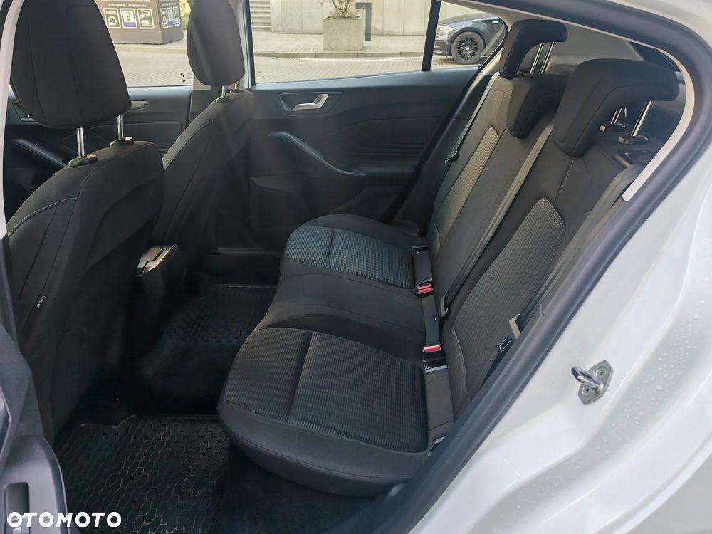 Ford Focus 1.5 EcoBlue Trend - 13