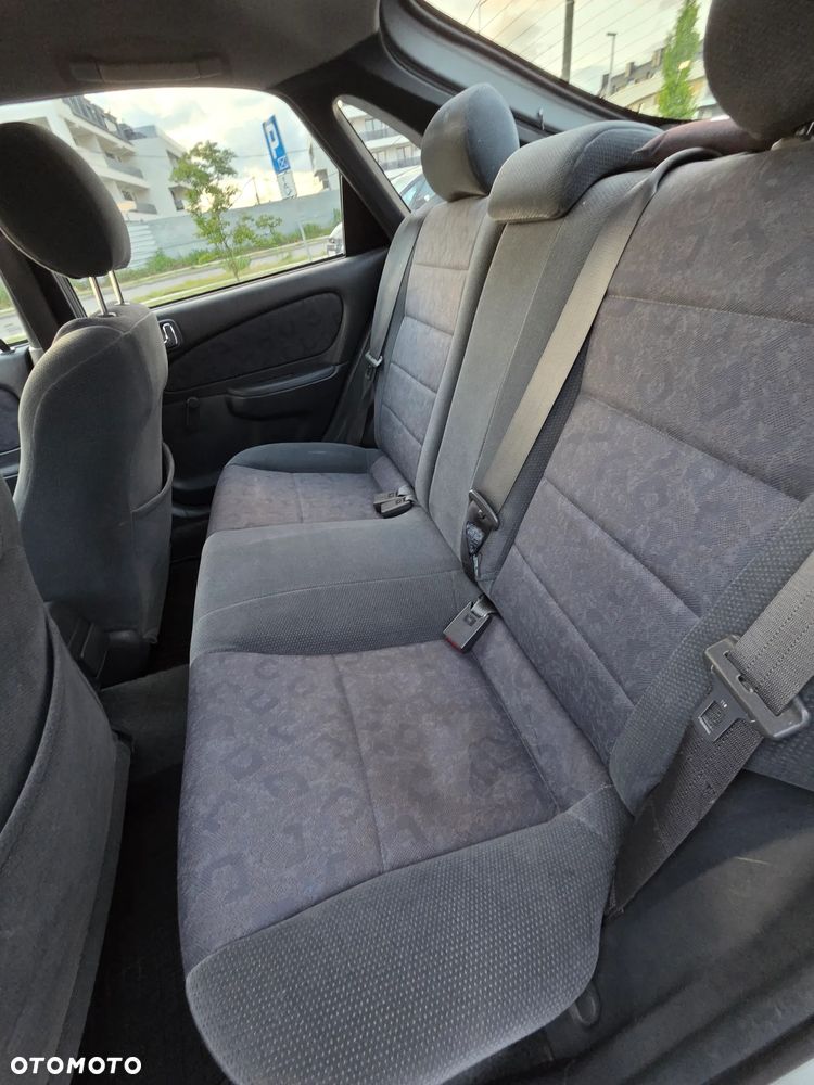 Toyota Corolla 1.4 - 15