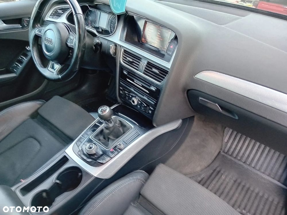 Audi A4 Avant 2.0 TDI DPF S line Sportpaket - 14