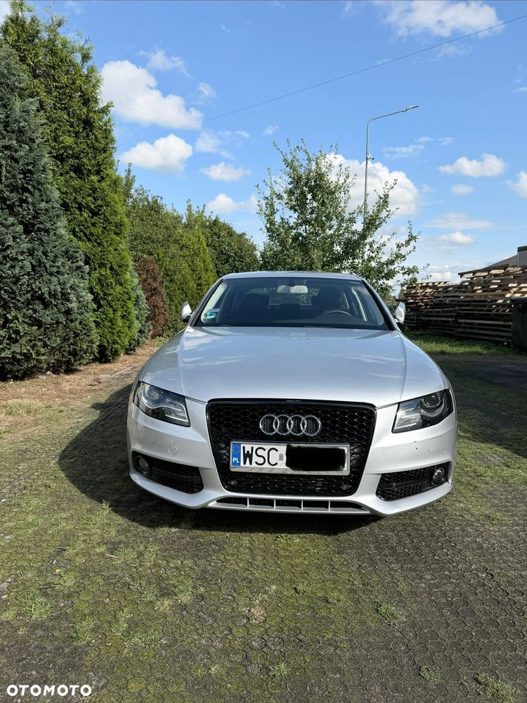 Audi A4 Limousine - 4
