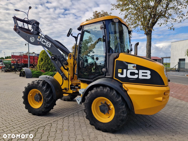 JCB 409