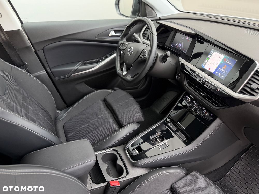 Opel Grandland 1.2 T Business Elegance S&S - 37