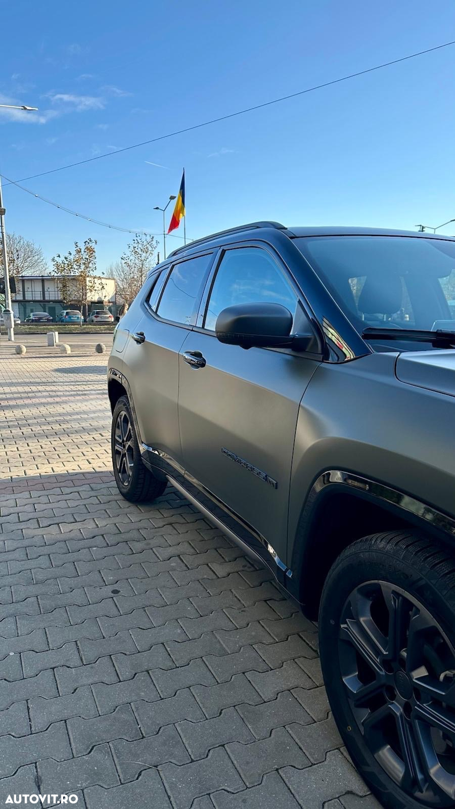 Jeep Compass 1.3T 4xe AT6 PHEV 80th Anniversary - 6