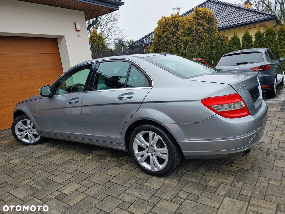 Mercedes-Benz Klasa C 180 Kompressor Avantgarde - 23