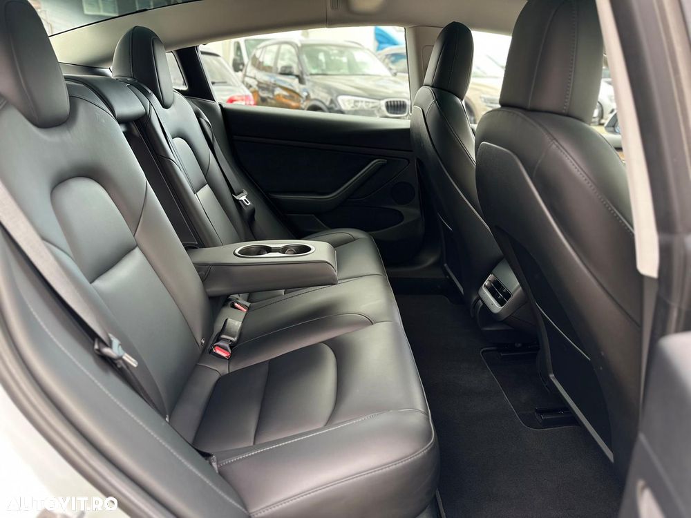 Tesla Model 3 Langstreckenbatterie Allradantrieb Dual Motor Performance - 20