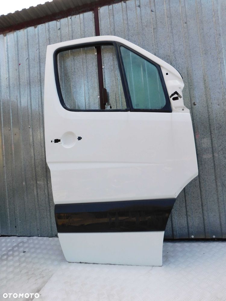 Mercedes Sprinter 906 Crafter drzwi prawe pasażera stan real foto BIAŁE