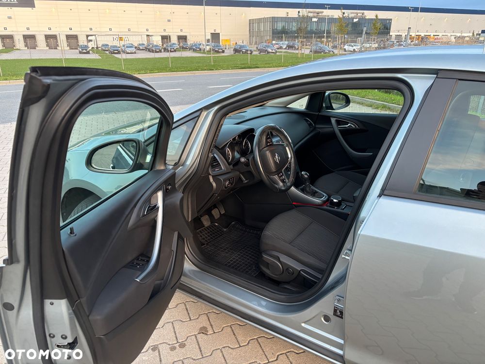 Opel Astra IV 1.4 T Active - 8