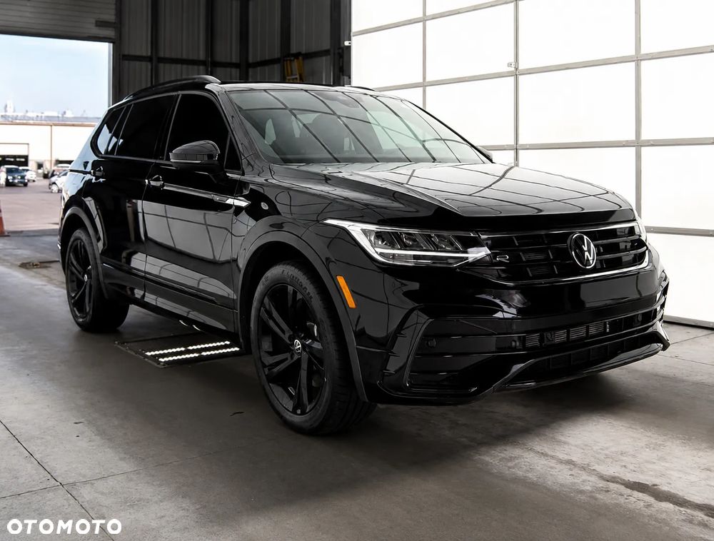 Volkswagen Tiguan - 3