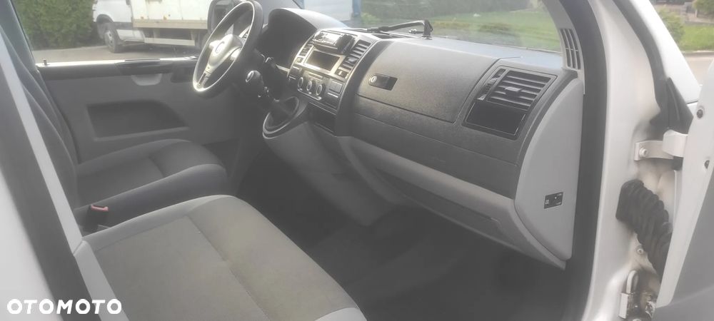 Volkswagen TRANSPORTER NAPEND 4X4 POLSKI SALON 1 WŁASCICIEL BEZWYPADKOWY - 8