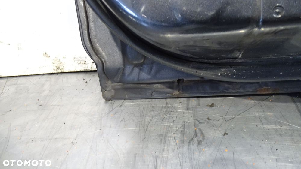 DRZWI PRAWY TYŁ LEXUS IS200 2.0 - 15