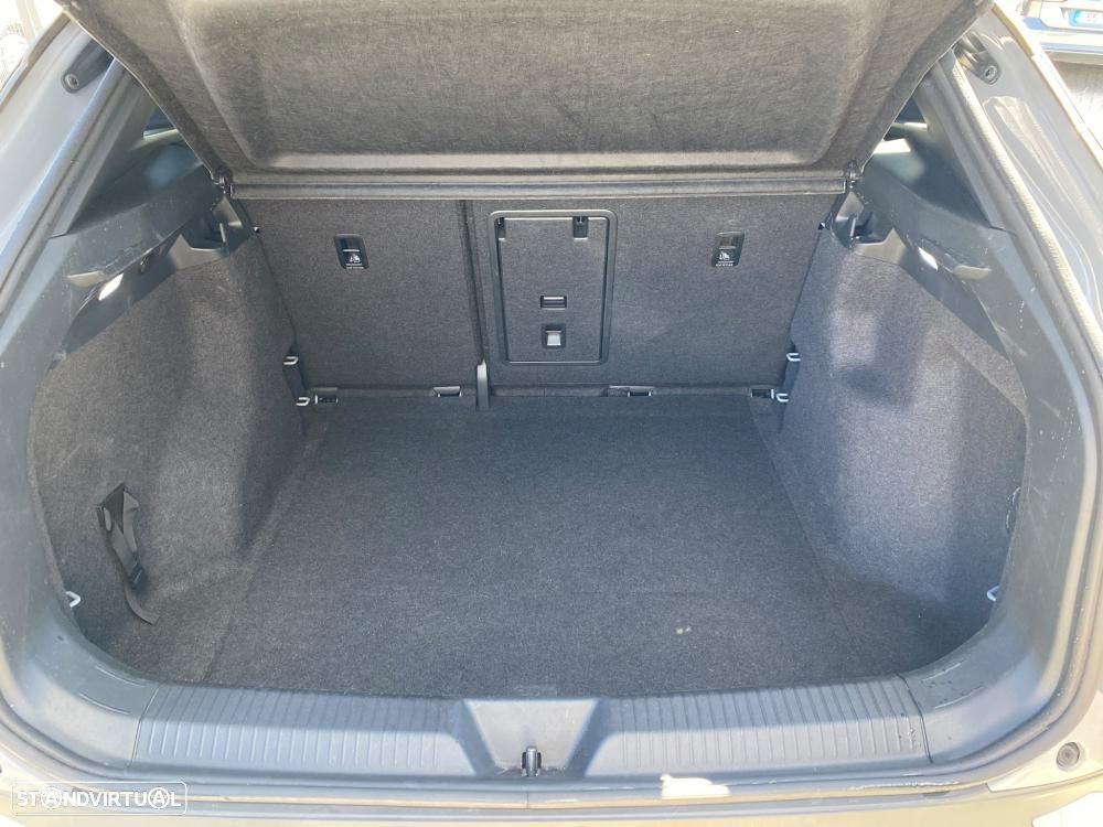 VW ID.4 77 kWh Pro Performance 1st - 10