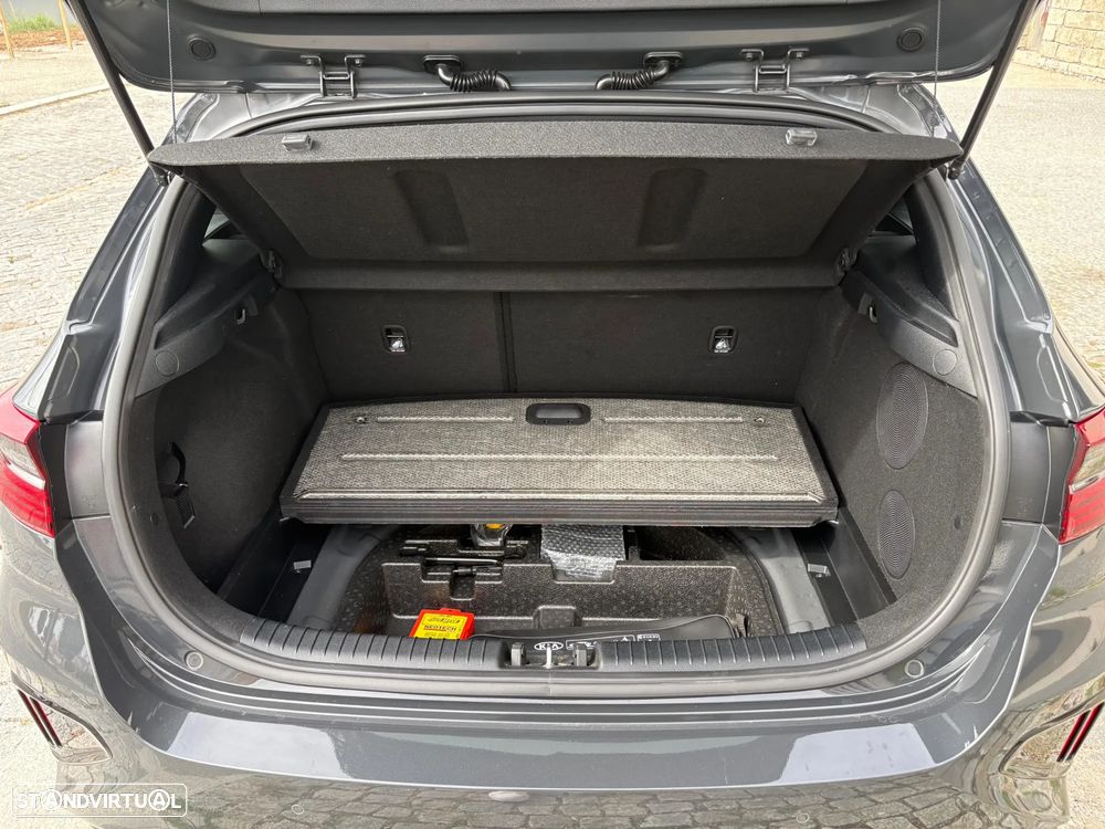 Kia Ceed 1.6 T-GDi GT - 8