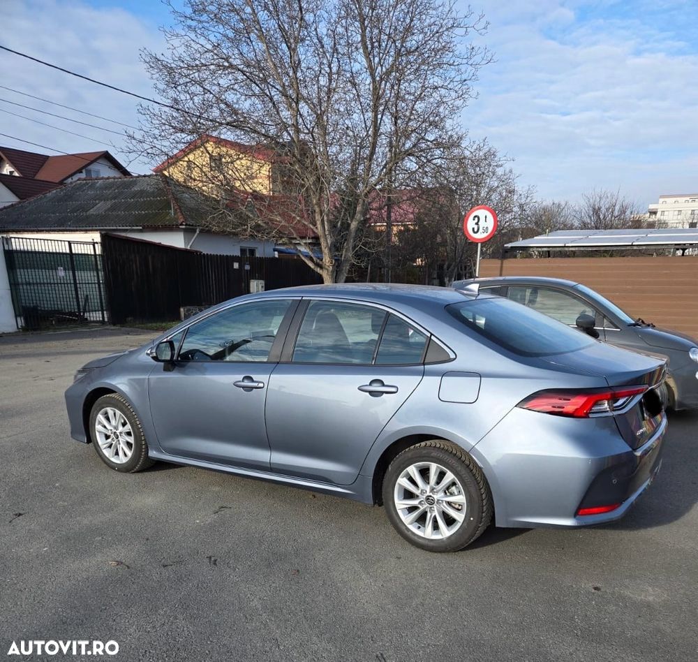 Toyota Corolla 1.8 HSD Business - 2