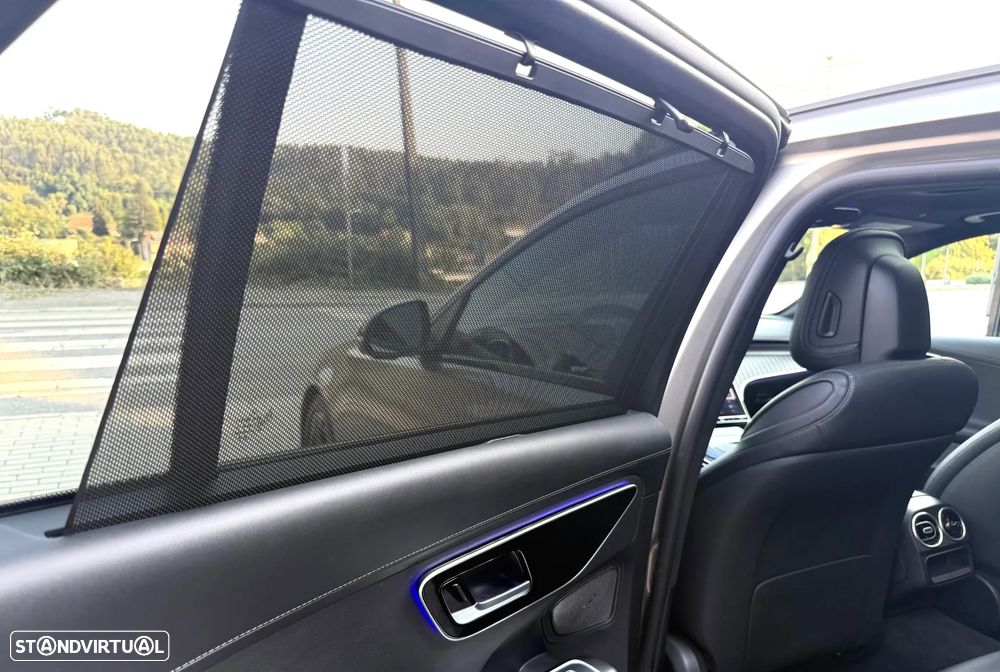 Mercedes-Benz C 300 e AMG Line - 34