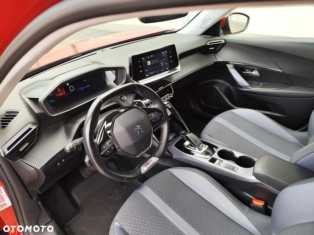 Peugeot 2008 - 21