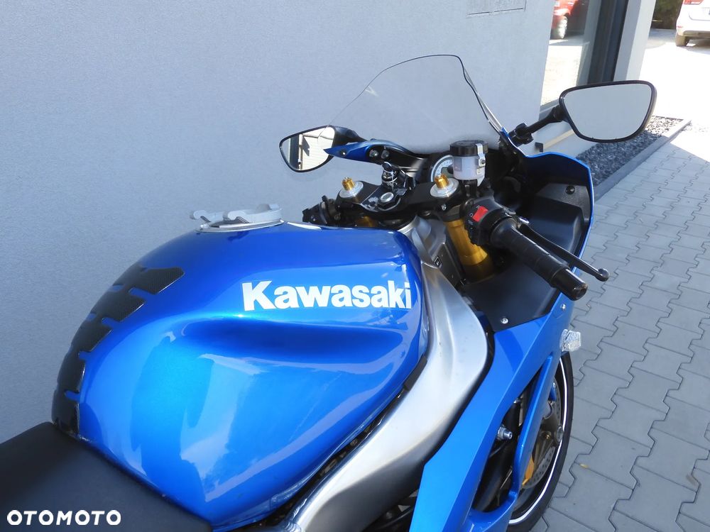 Kawasaki ZX - 19