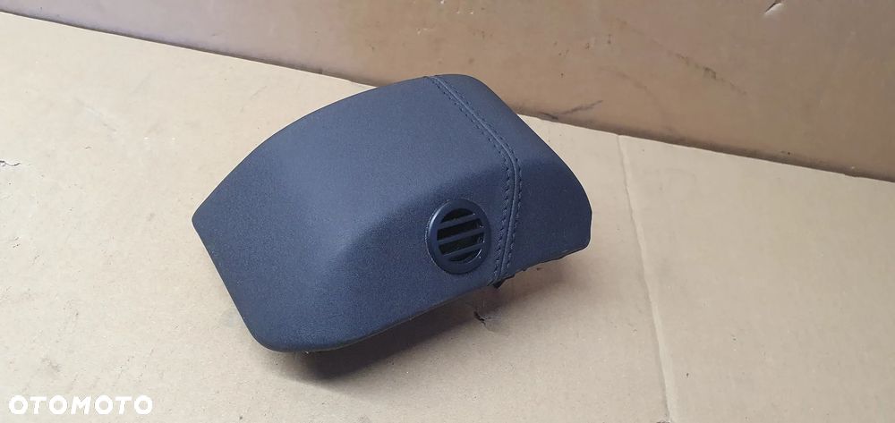 Osłona obudowa deski konsoli Land Rover Discovery Sport L550 - 2