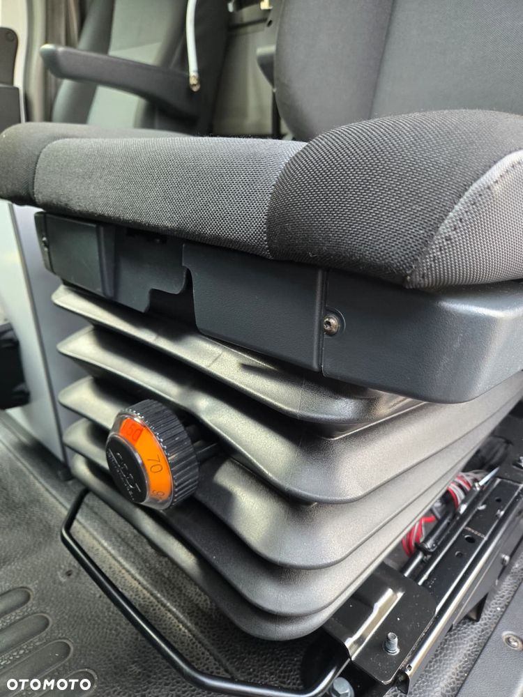 Renault Master Gwarancja Ambulans karetka - 4