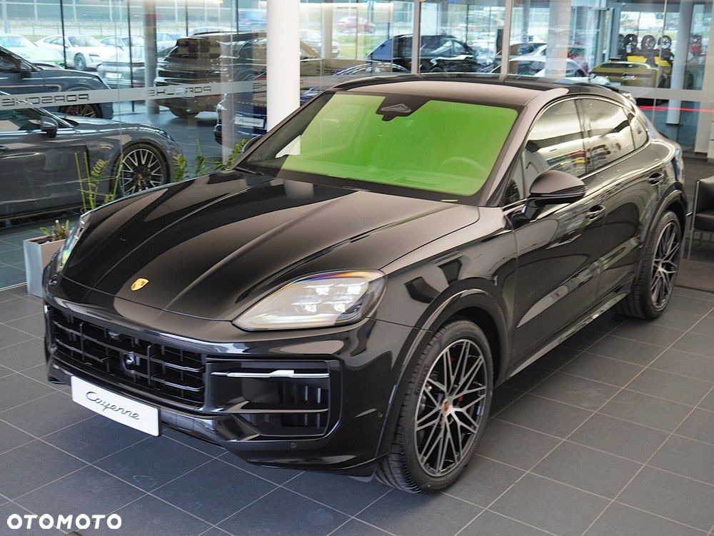Porsche Cayenne GTS - 5