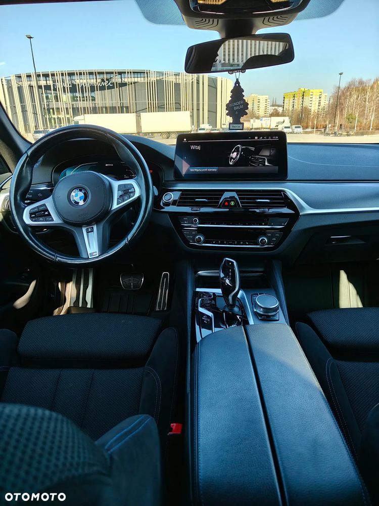 BMW Seria 5 530e M Sport sport - 18