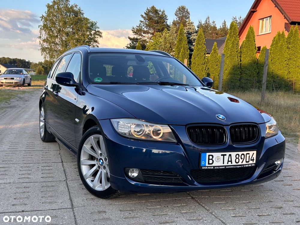BMW Seria 3 318d DPF Edition Exclusive - 1