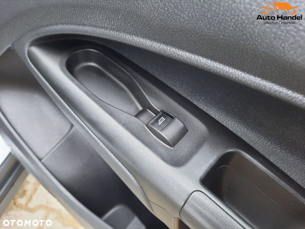 Ford Transit Connect - 31