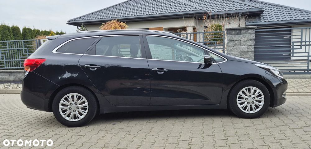 Kia Ceed 1.6 GDI Business Line - 4