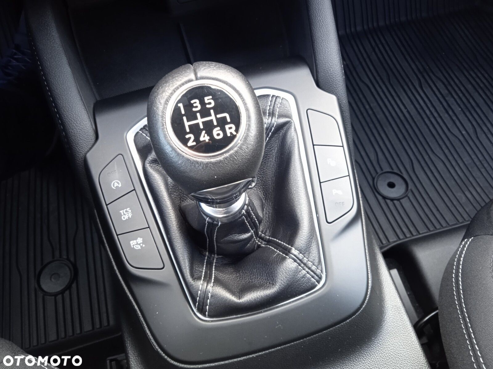 Ford Focus - 22
