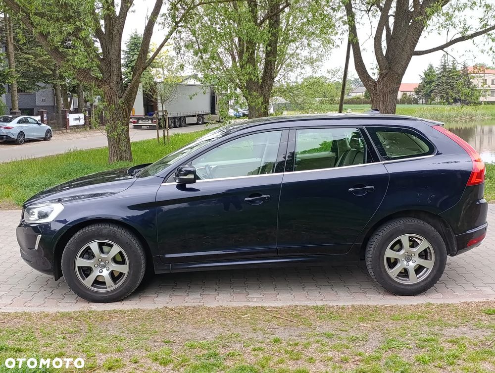 Volvo XC 60 D4 Drive-E Momentum - 6