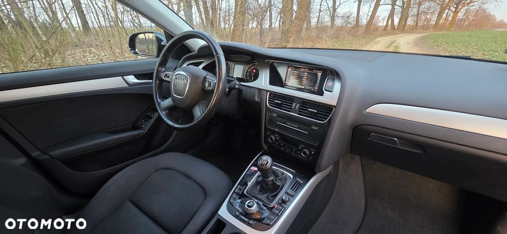 Audi A4 Avant 2.0 TDI - 21