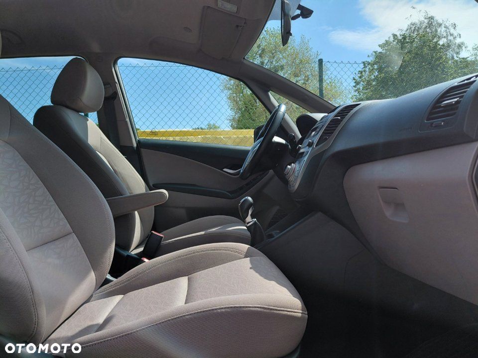 Hyundai ix20 - 26