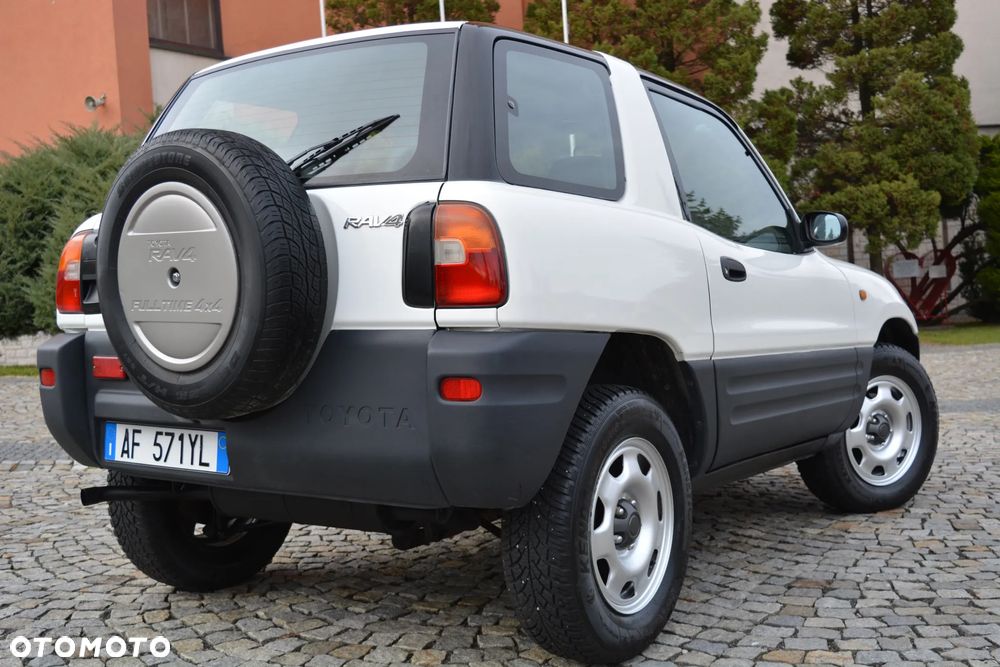 Toyota RAV4 2.0 Special - 34