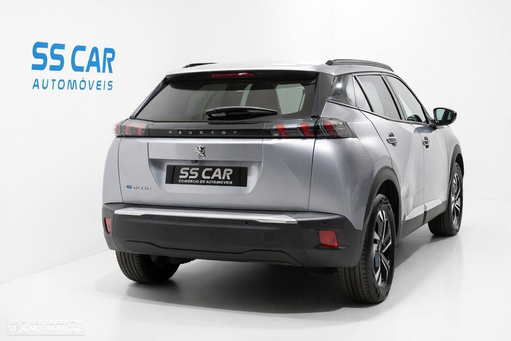 Peugeot e-2008 50 kWh Allure - 4